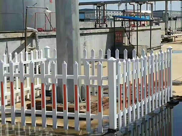 PVC護欄