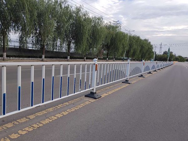 道路護欄